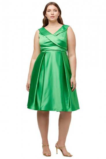 Ulla Popken 817135 Robe de soirée trapèze à col V Vert - Robes de soirée - Robes de soirée en grandes tailles