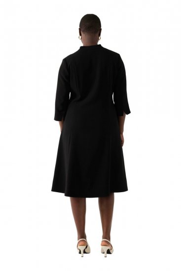 Ulla Popken 823290 Robe mi-longue à col V Noir - Robes midi - Robes mi-longues pour femmes rondes