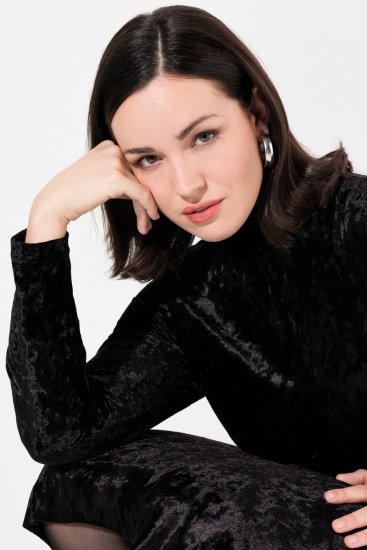 Ulla Popken 834234 Robe en velours à col roulé Noir - Robes de soirée - Robes de soirée en grandes tailles