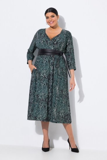 Ulla Popken 841839 Robe en jersey à imprimé animal et manches 3/4 Vert foncé - Robes midi - Robes mi-longues pour femmes rondes
