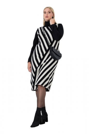 Ulla Popken 845784 Robe en maille rayée Noir - Robes d'été - Robes légères d'été en grande taille