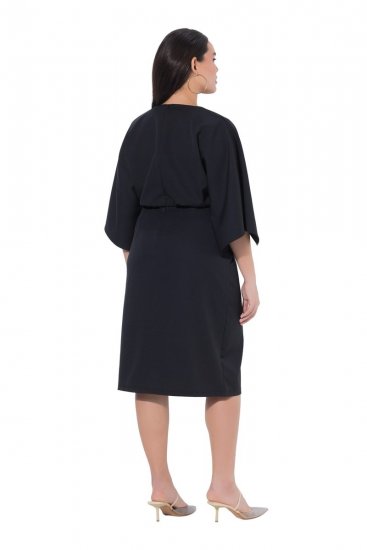 Ulla Popken 847909 Robe mi-longue fleurie Noir - Robes midi - Robes mi-longues pour femmes rondes