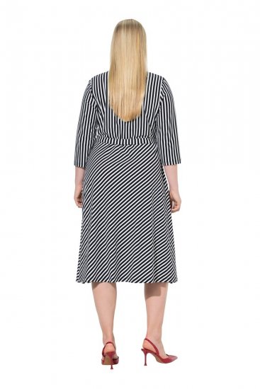Ulla Popken 848052 Robe mi-longue rayée à ceinture à nouer Noir - Robes midi - Robes mi-longues pour femmes rondes