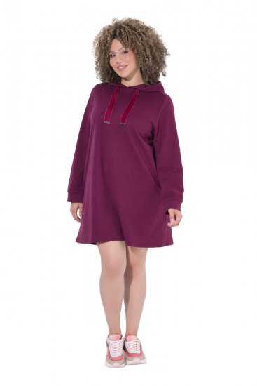 Ulla Popken 853652 Robe sweat à manches longues et capuche Rouge baie - Robes - Des robes dans toutes les tailles