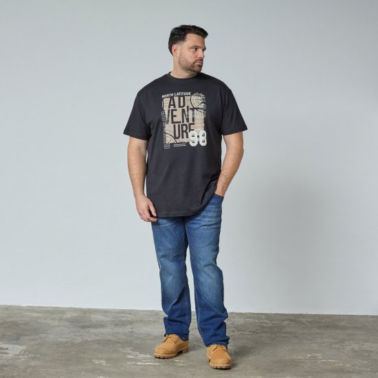 North Latitude Adventure 98 Graphic Tee Noir - TALL T-shirts - T-Shirts Longueur Extra pour Grands Hommes