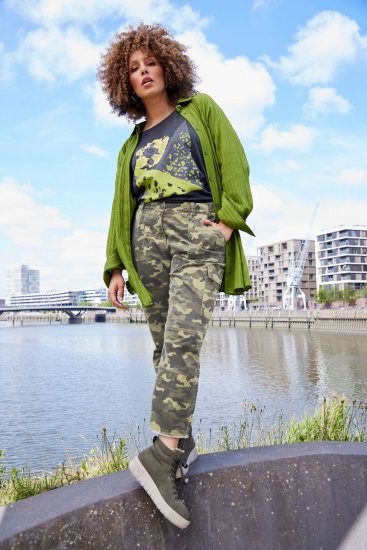 Ulla Popken Camo Boyfriend Pants Olive Grey - Jeans & Pantalons Femme Grandes Tailles – Plus Size - 