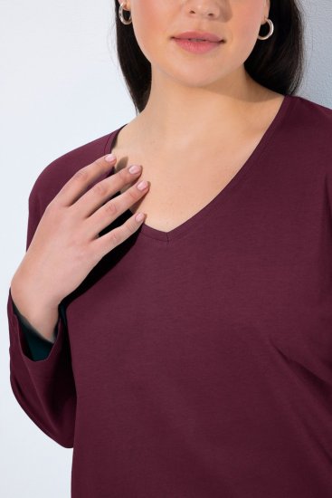 Ulla Popken Back To Basics V-Neck Relaxed Fit Cotton Tee Dark Berry - T-shirts - T-shirts au féminin, grandes tailles