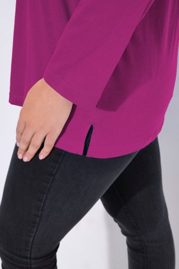 Ulla Popken Back To Basics V-Neck Relaxed Fit Cotton Tee Berry - T-shirts - T-shirts au féminin, grandes tailles