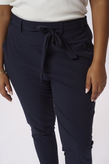 Kaffe Curve Jia Pantalon ceinturé Bleu marine minuit - Jeans & Pantalons Femme Grandes Tailles – Plus Size - 