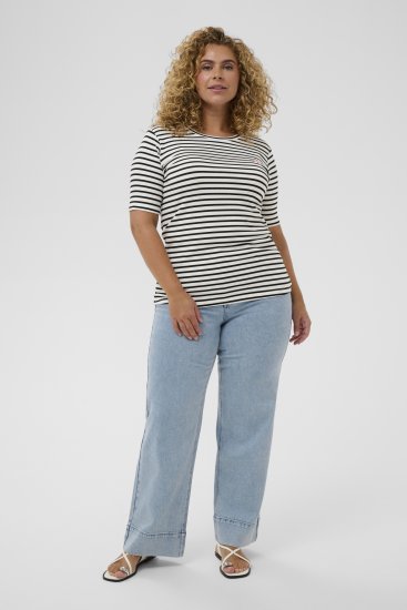 Kaffe Curve Lia Flower T-Shirt Chalk/Deep Black - T-shirts - 